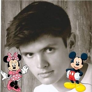 Meet your Posher, Lois